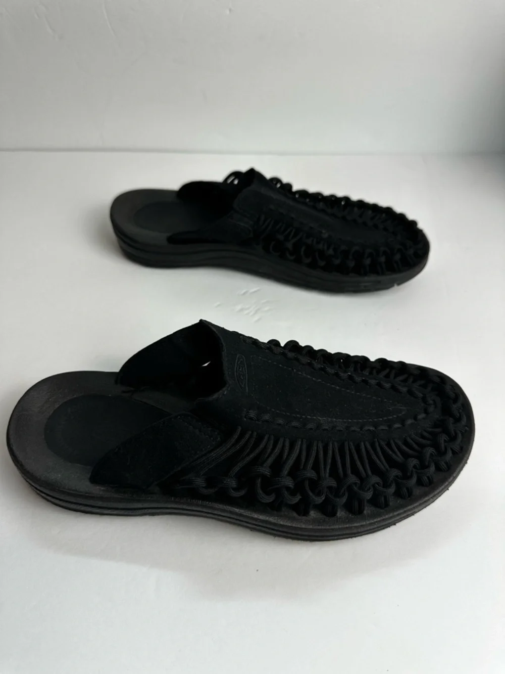 Keen Uneek Slides Women's Size 6.5 EU 37 Shoes Black Open Back Paracord Gorpcore - Picture 2 of 8